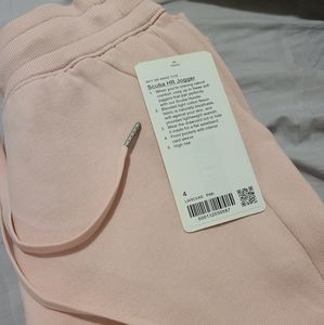 BNWT Lululemon Scuba HR Jogger Pink Mist 4